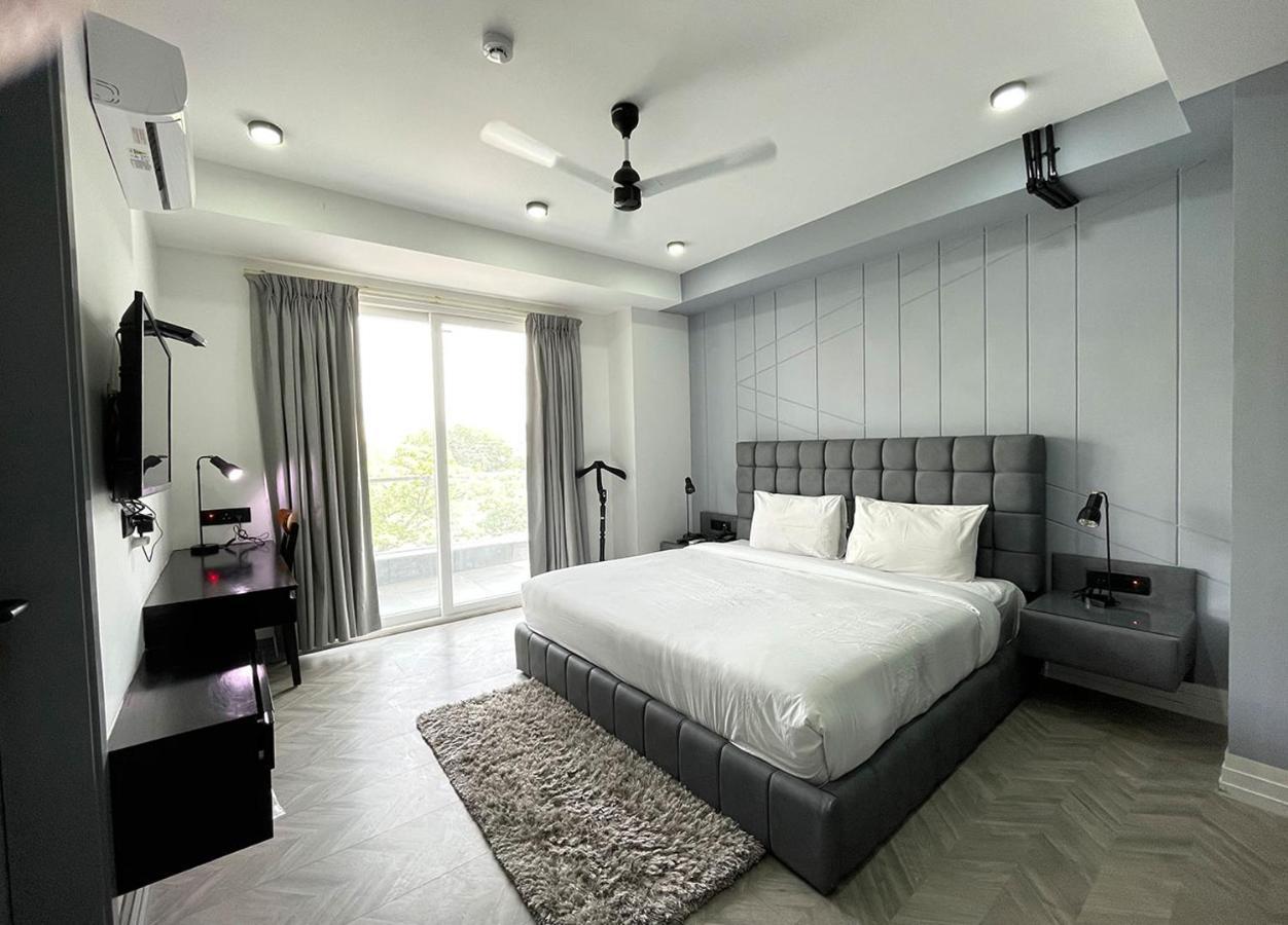 Bedchambers Serviced Apartments, Mg Road Gurgaon Dış mekan fotoğraf
