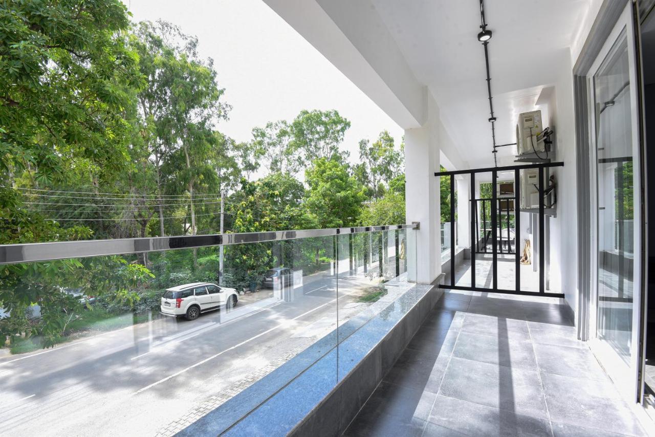 Bedchambers Serviced Apartments, Mg Road Gurgaon Dış mekan fotoğraf