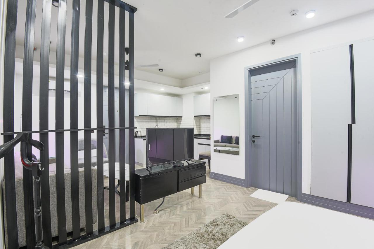 Bedchambers Serviced Apartments, Mg Road Gurgaon Dış mekan fotoğraf