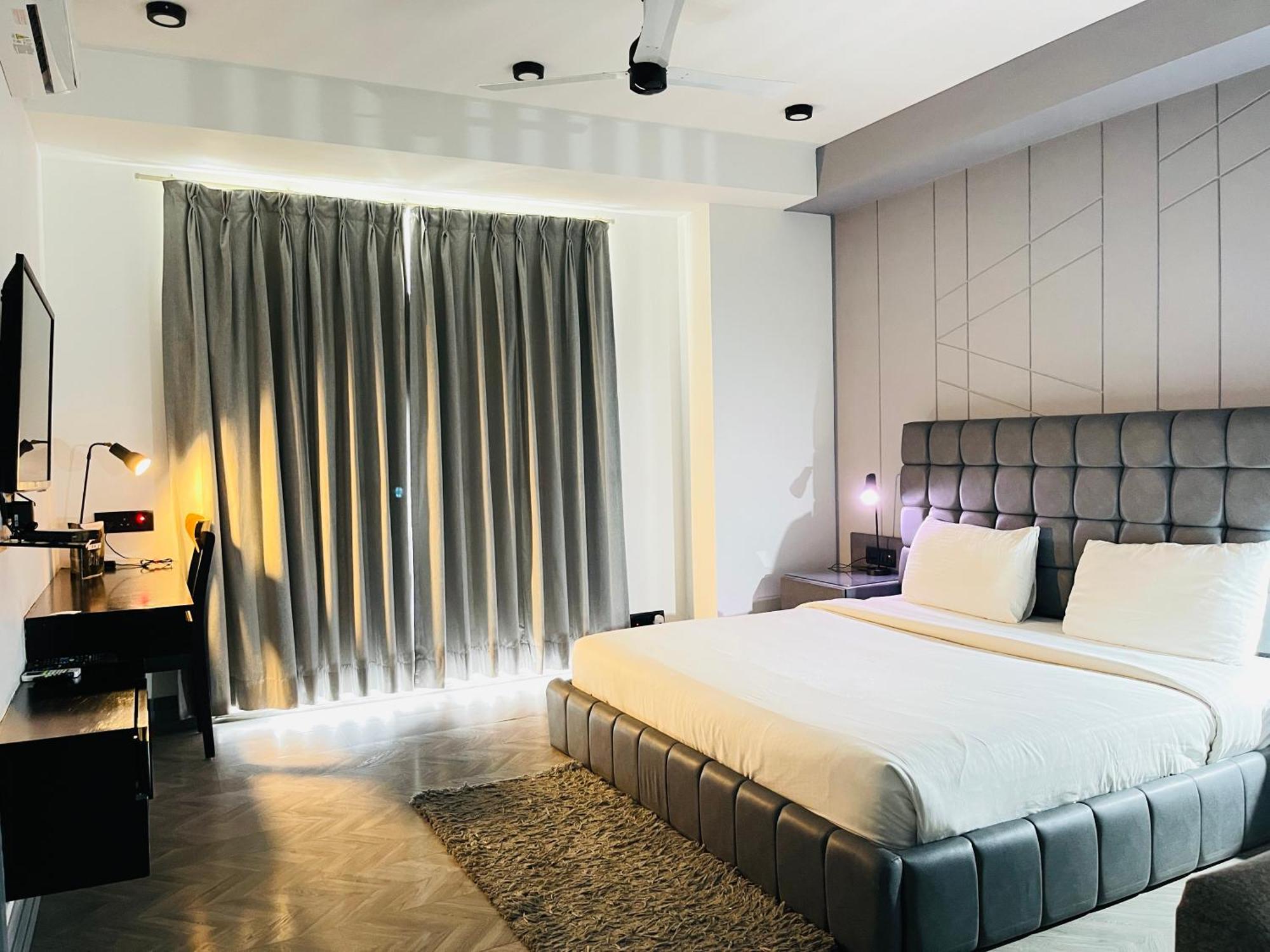 Bedchambers Serviced Apartments, Mg Road Gurgaon Dış mekan fotoğraf